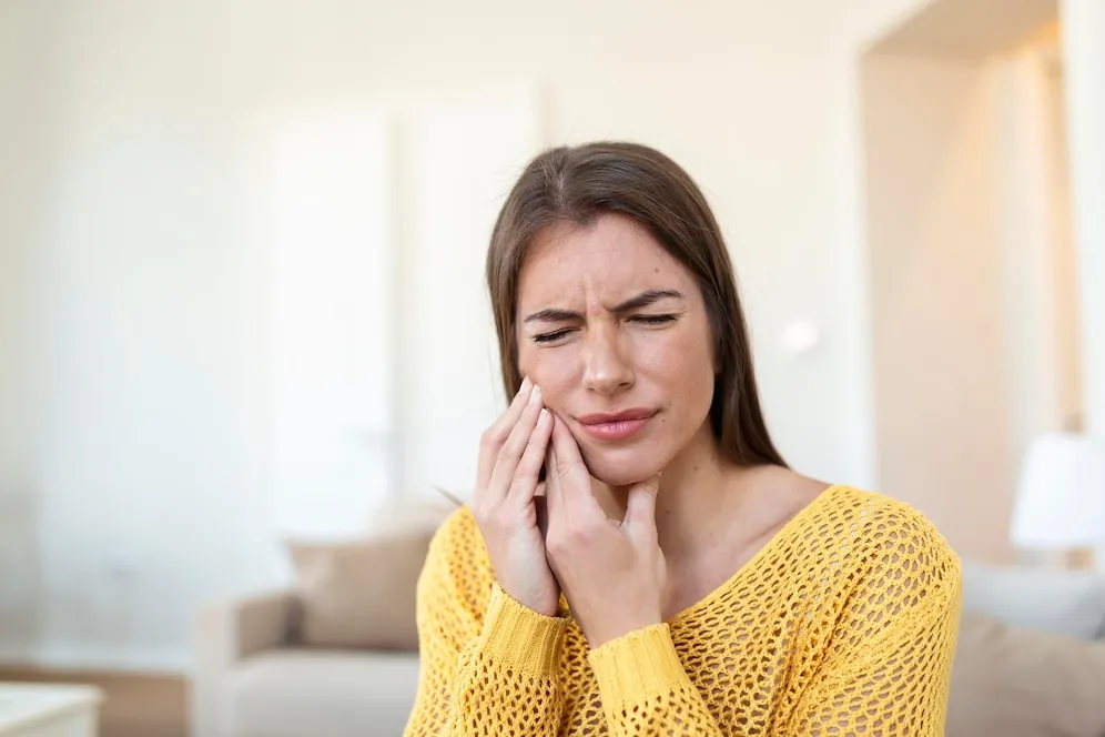 how to decrease tooth sensitivity